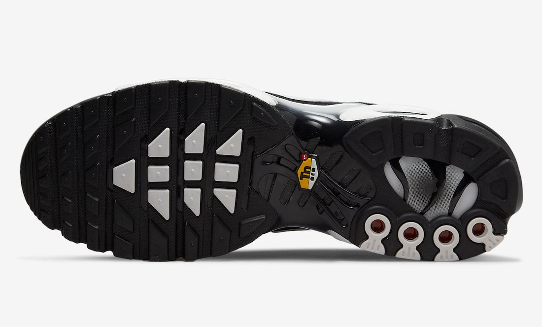 Nike Air Max Plus Black White DM0032-003 Release Date Info