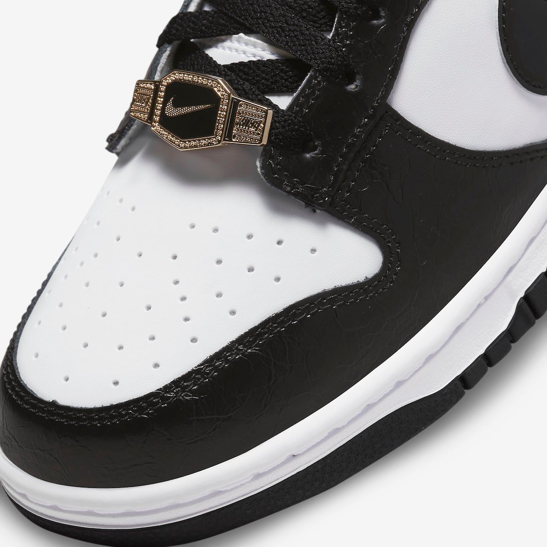 Nike Dunk Low World Champ DR9511-100 Release Date