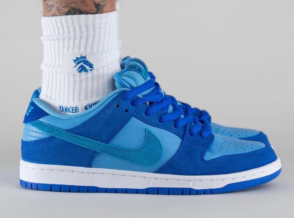 Nike SB Dunk Low Blue Raspberry DM0807-400 On-Foot