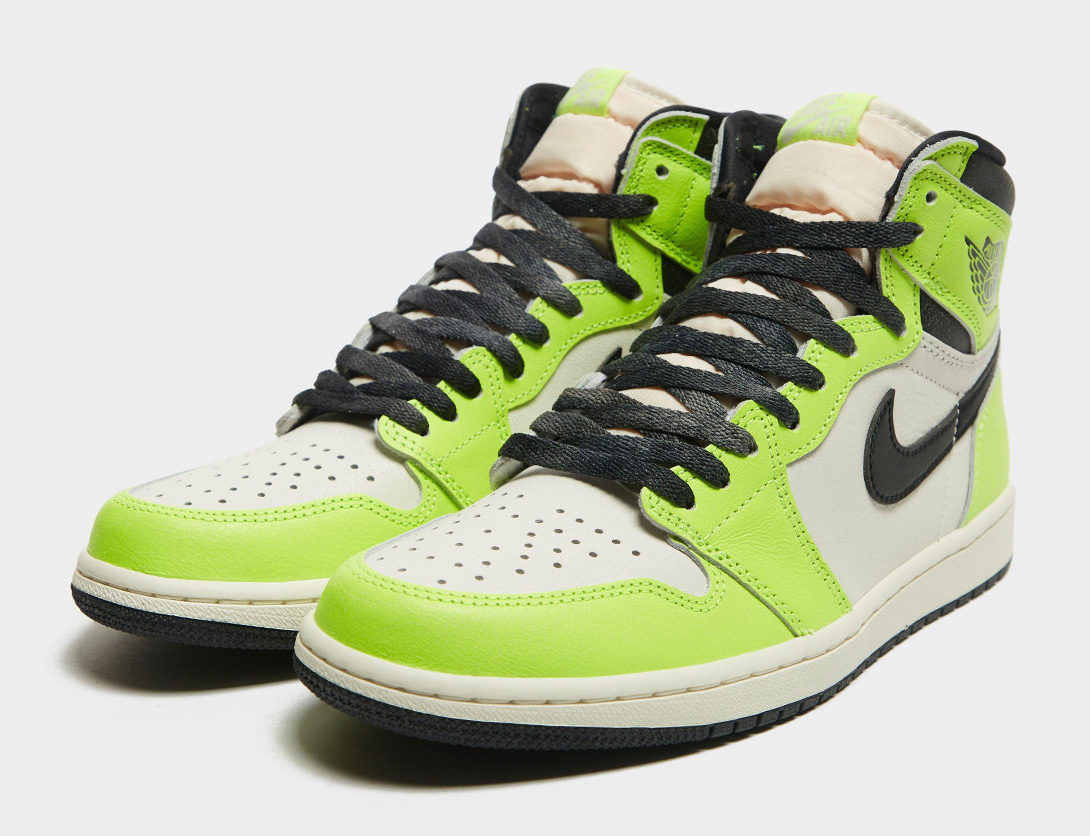Air Jordan 1 High OG Visionaire Volt 555088-702 Release Details
