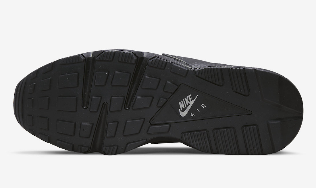 Nike Air Huarache Black DX8968-001 Release Date Info