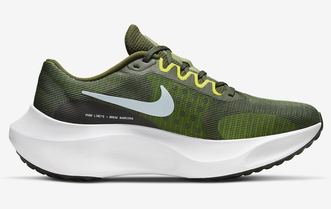 nike zoom fly flyknit olive