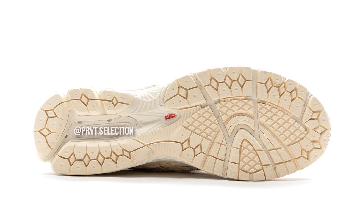 Bryant Giles New Balance 2002R Mule Release Date Info Bryant Giles New Balance 2002R Mule Release Date Info