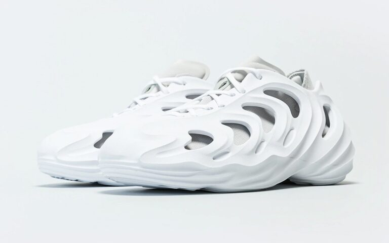 adifom q white grey