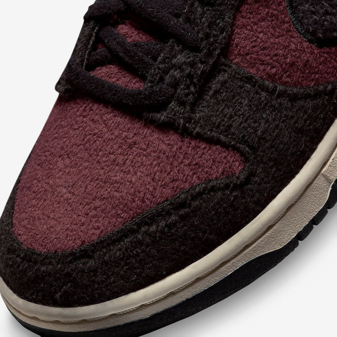 Nike Dunk Low Fleece Burgundy Crush DQ7579-600 Release Date Info