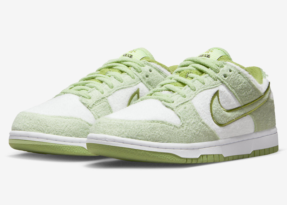 Nike Dunk Low ‘Fleece’ in Honeydew Releases March 9th