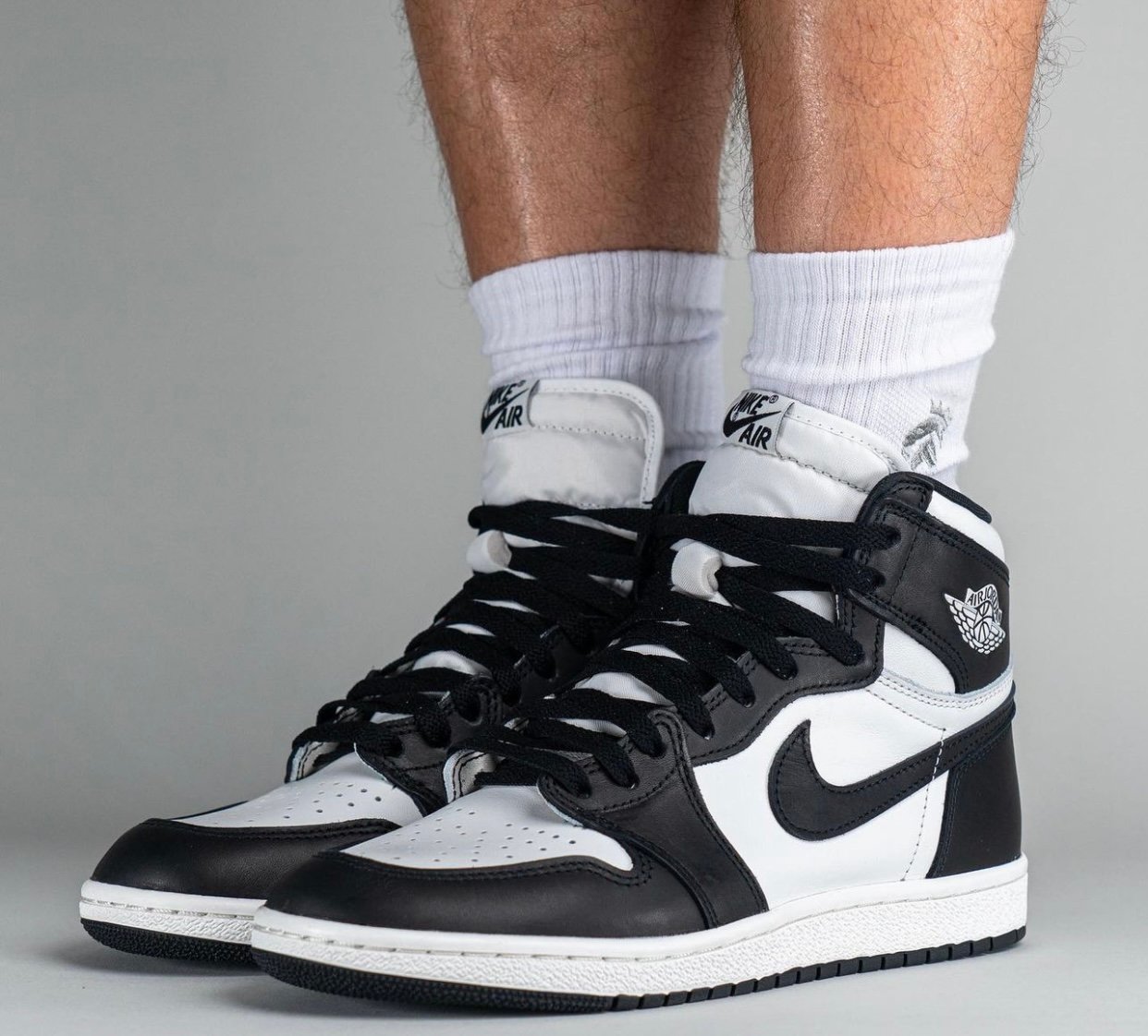 jordan 1 black and white on feet