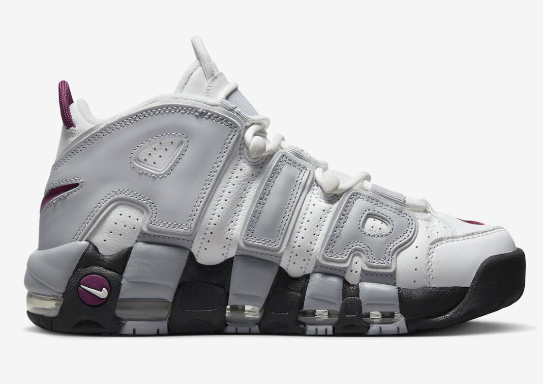 nike air more uptempo all white