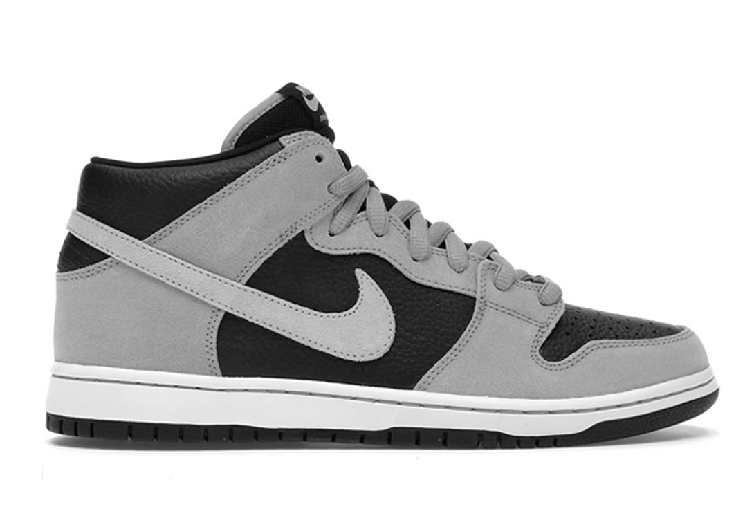 The Nike Dunk Mid Will Return in 2023