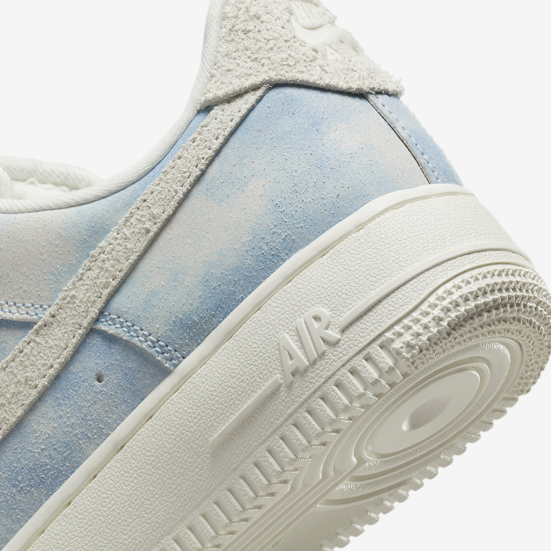 Nike Air Force 1 Low Clouds University Blue Sail FD0883-400 발매일 정보