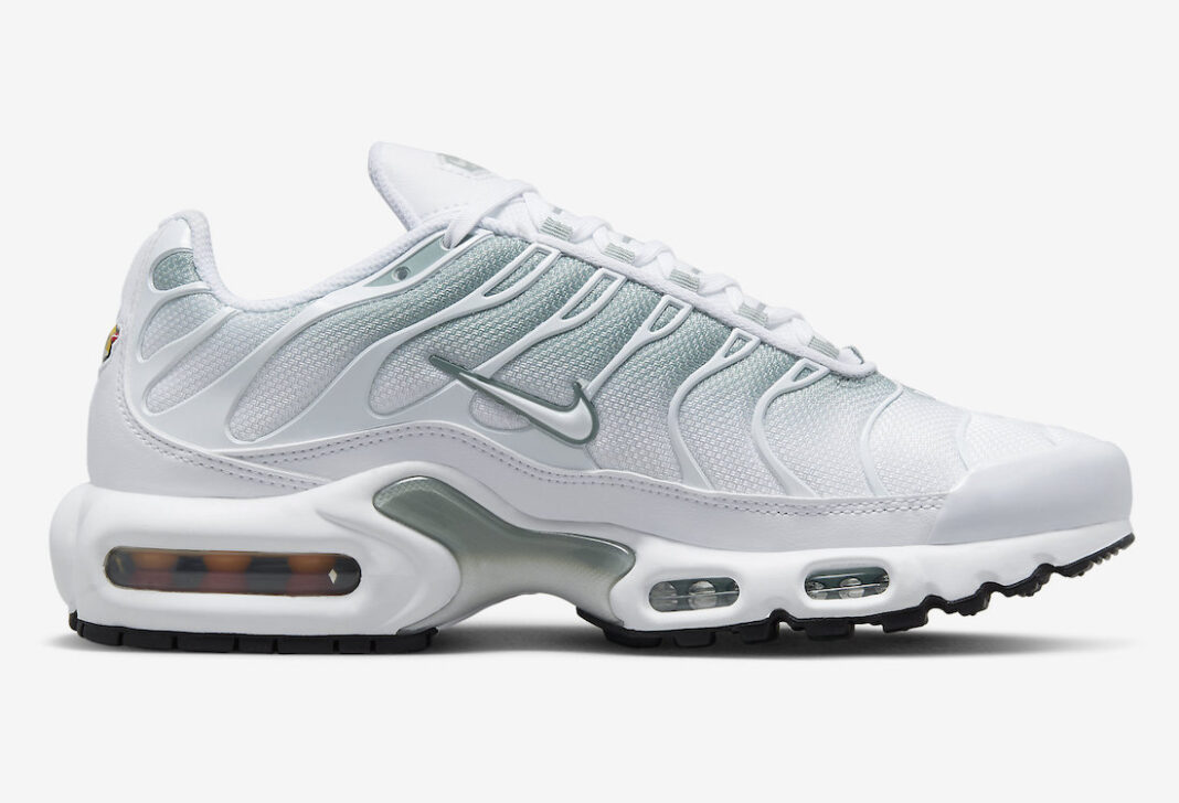 nike air max white green