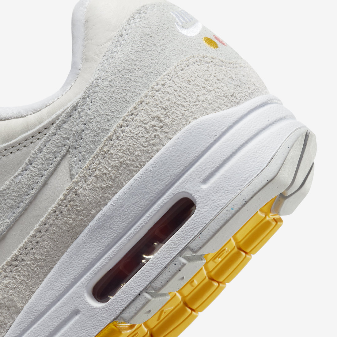 Nike Air Max 1 Pom Pom Polka Dots FB4959-121 Release Date Info