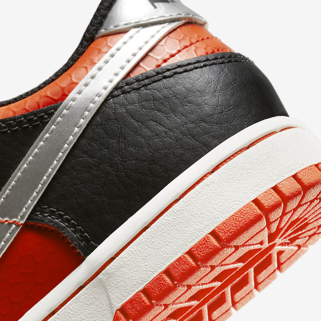 Nike Dunk Low GS Martian DV1988-001 Release Date Info