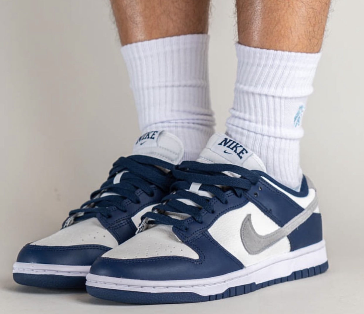 Nike Dunk Low Midnight Navy FD9749-400 On-Feet