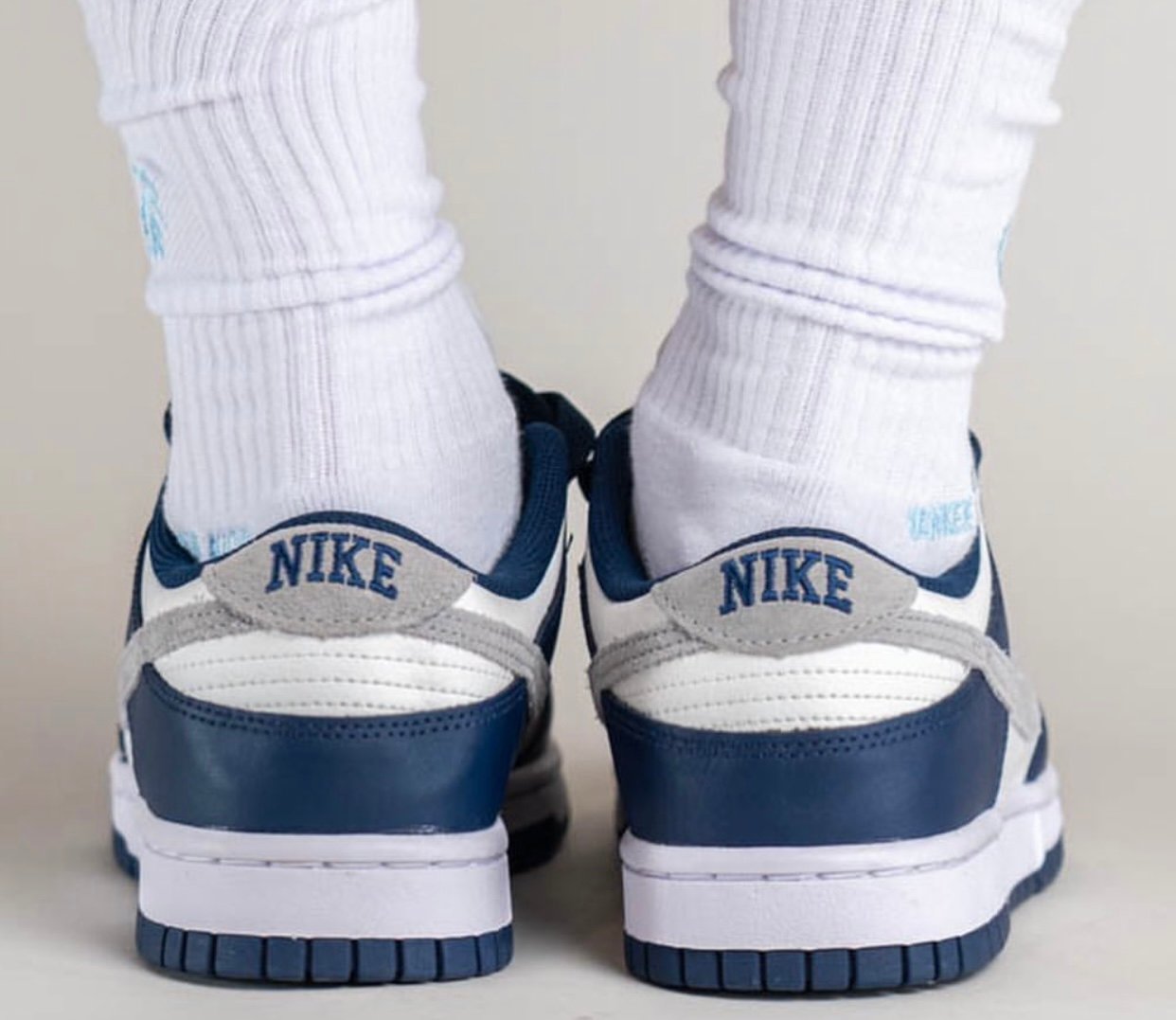 Nike Dunk Low Midnight Navy FD9749-400 On-Feet