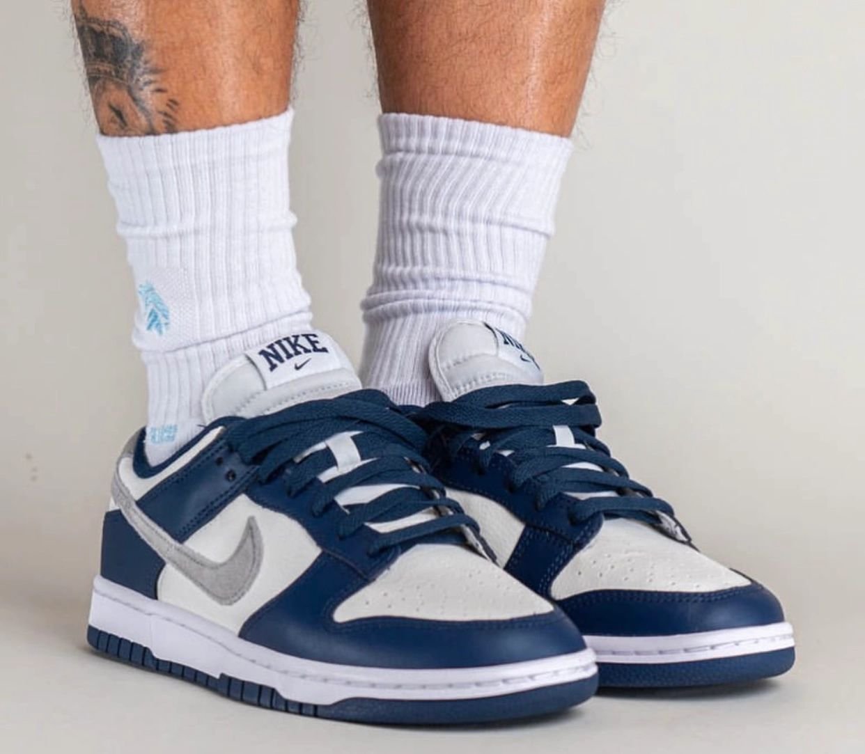 Nike Dunk Low Midnight Navy FD9749-400 On-Feet
