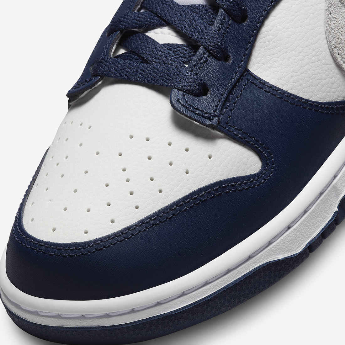 Nike Dunk Low Midnight Navy FD9749-400 Release Date Info
