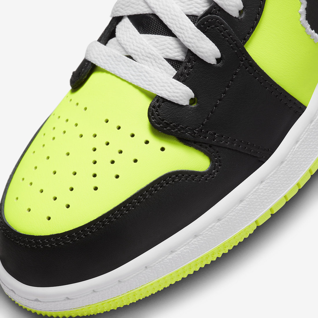 Air Jordan 1 Low SE GS Black Cat Volt Black White DX6666-701 Release Date Info