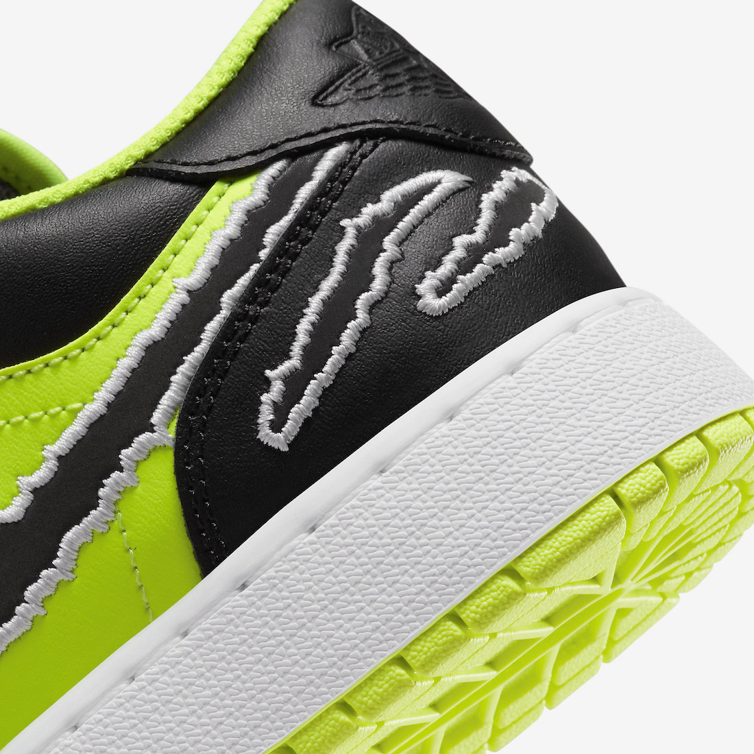 Air Jordan 1 Low SE GS Black Cat Volt Black White DX6666-701 Release Date Info