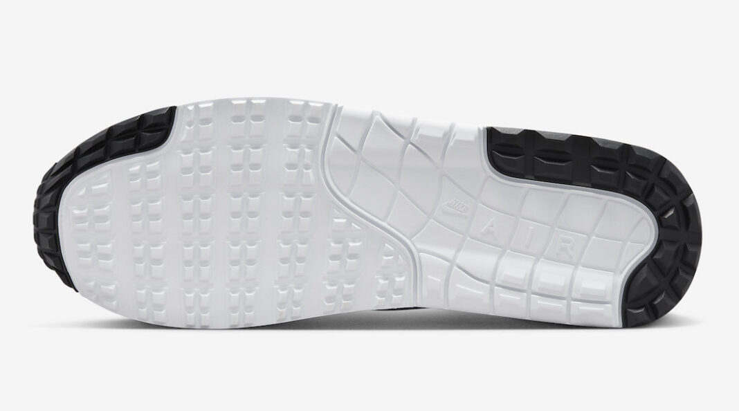 nike air max 1 black and white