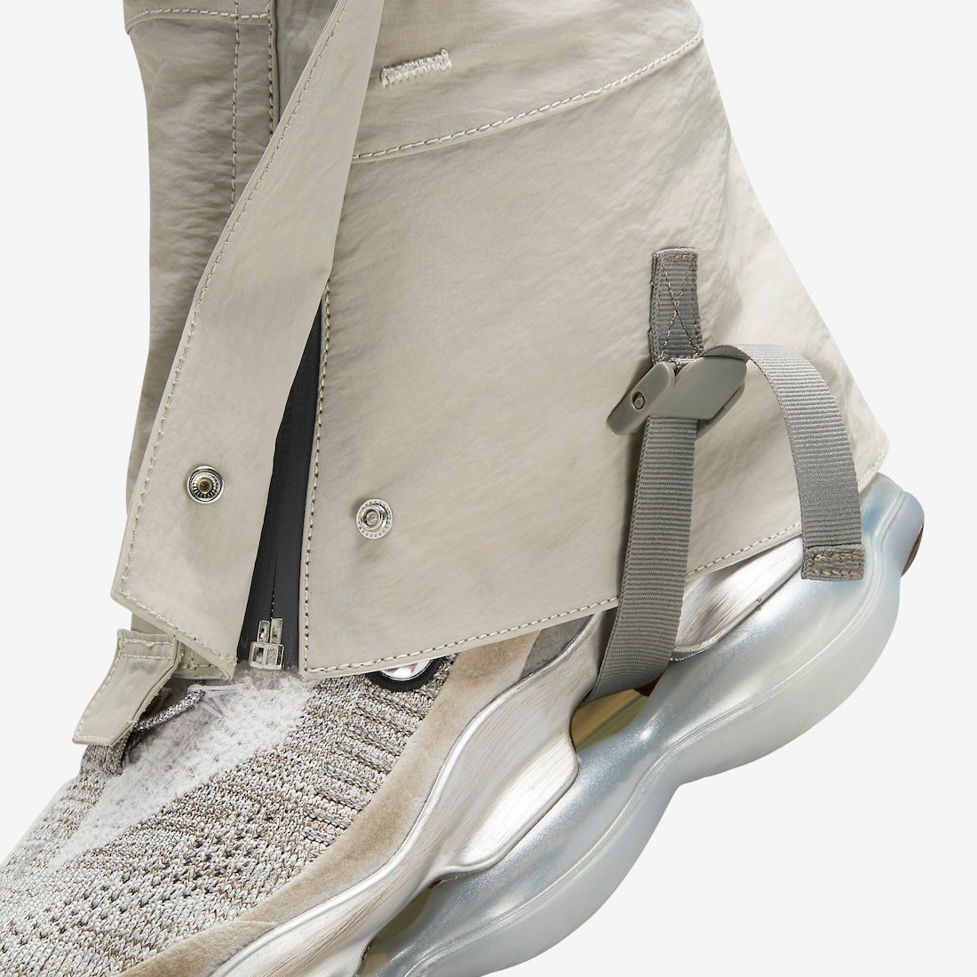 Nike Air Max Scorpion Detachable Gaiters FD4612-001 Release Date Info