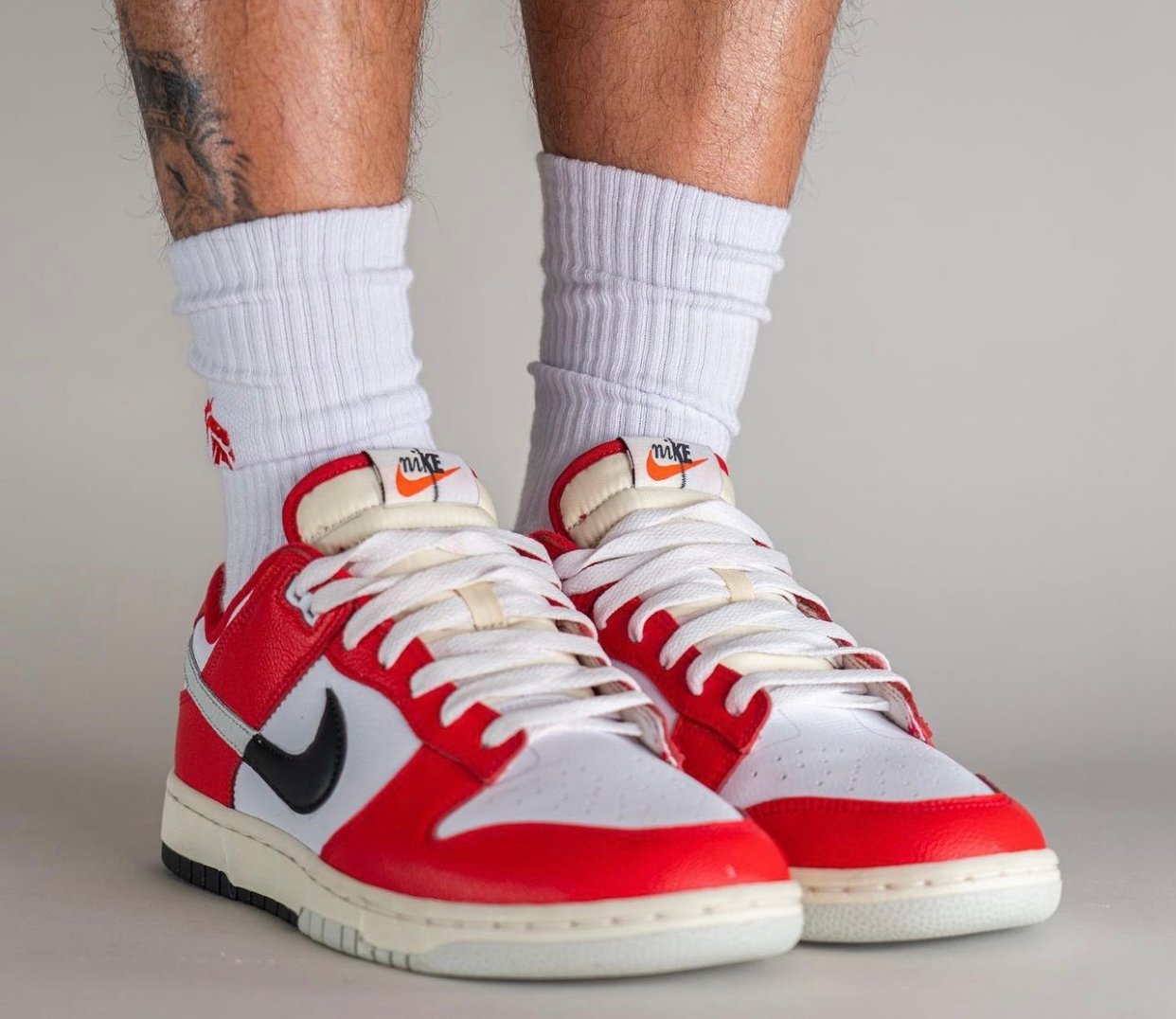 Nike Dunk Low Chicago Split University Red DZ2536-600 On-Feet