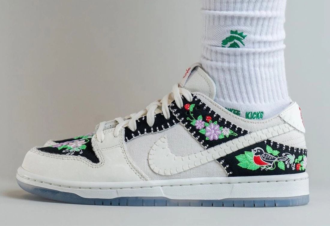 How the Nike SB Dunk Low Decon ’N7’ Looks On-Feet