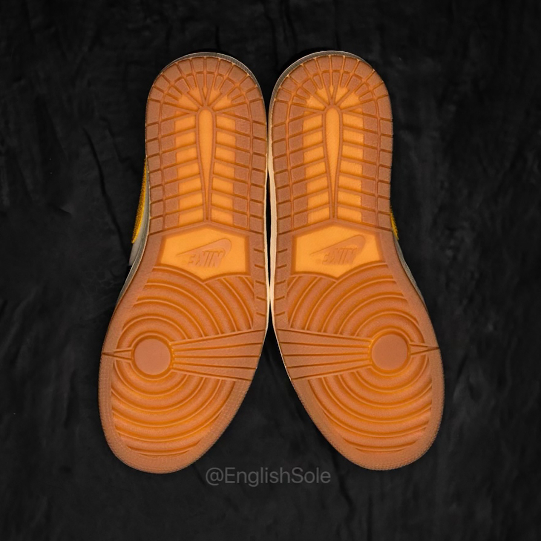 Air Jordan 1 Low OG Marquette PE