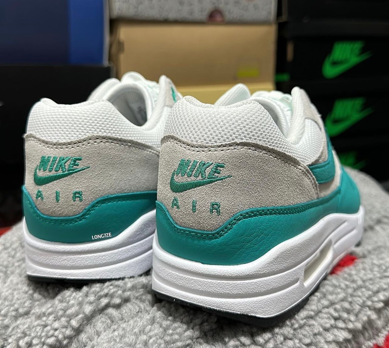 Nike Air Max 1 Clear Jade DZ4549-001