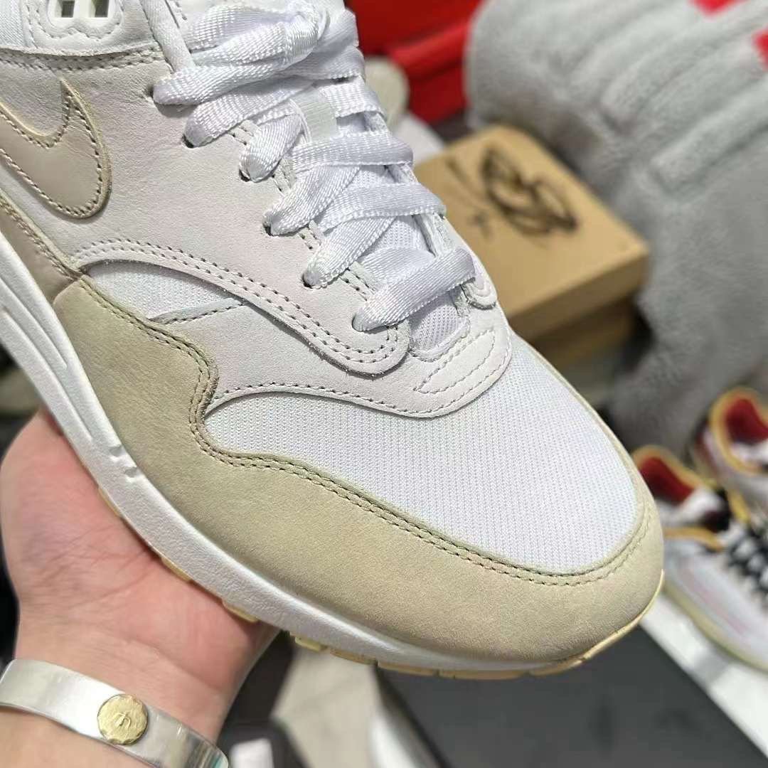 Nike Air Max 1 Pale Ivory Sanddrift Nike Air Max 1 Pale Ivory Sanddrift DZ2628-101 Release Date Info