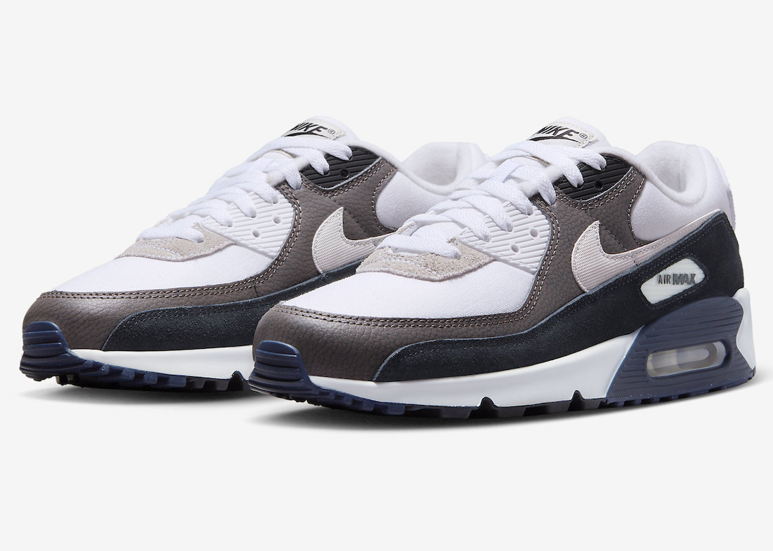 Nike Air Max 90 in Flat Pewter and Obsidian