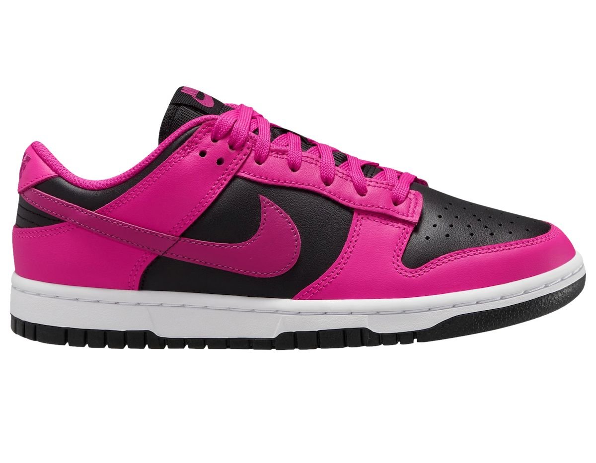 First Look: Nike Dunk Low ‘Fireberry’