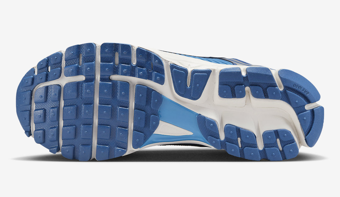 Nike Zoom Vomero 5 Worn Blue Football Grey Dutch Blue FB9149-400 Release Date Info