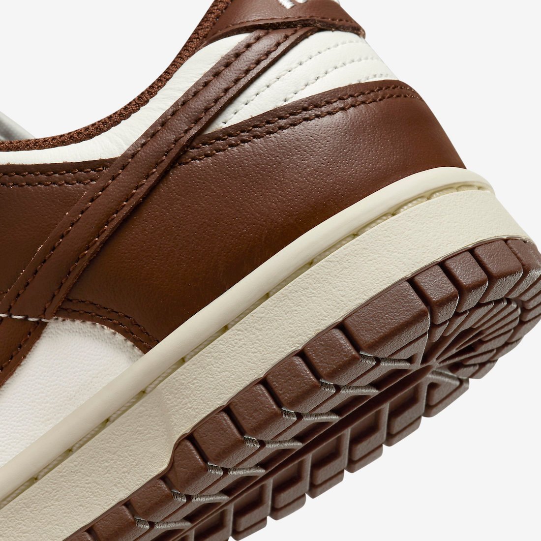 Nike Dunk Low Cacao Wow Mocha DD1503-124