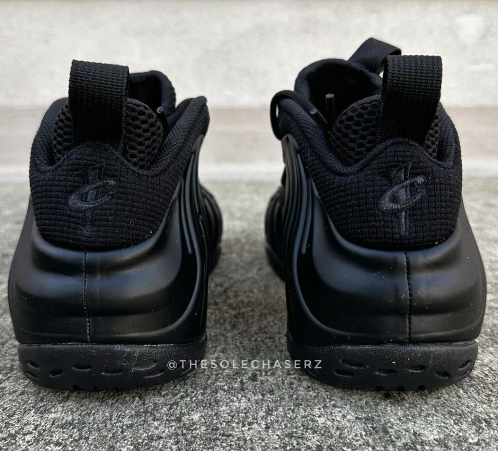 Nike Foamposite One Anthracite 2023