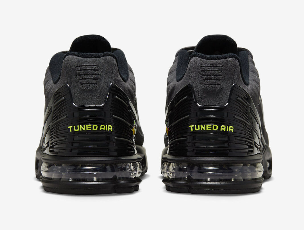 nike air max plus 3 black
