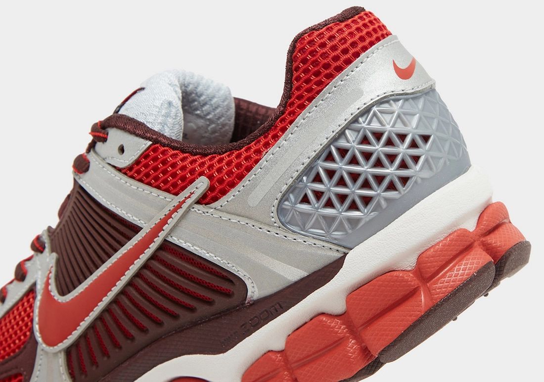Nike Women's Air Zoom Vomero 5 'Mystic Red' Sneakers main image 0