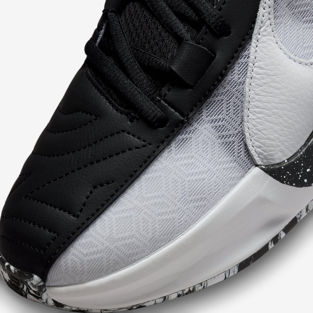 Nike Zoom Freak 5 Oreo DX4996-101 | SneakerFiles