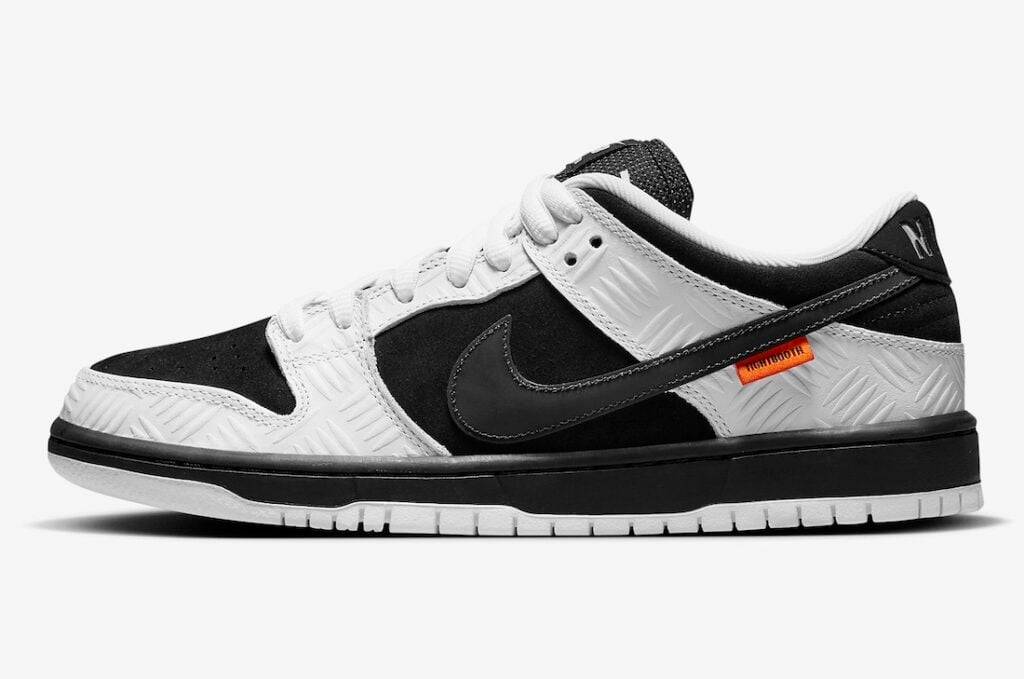 TIGHTBOOTH Nike SB Dunk Low FD2629-100