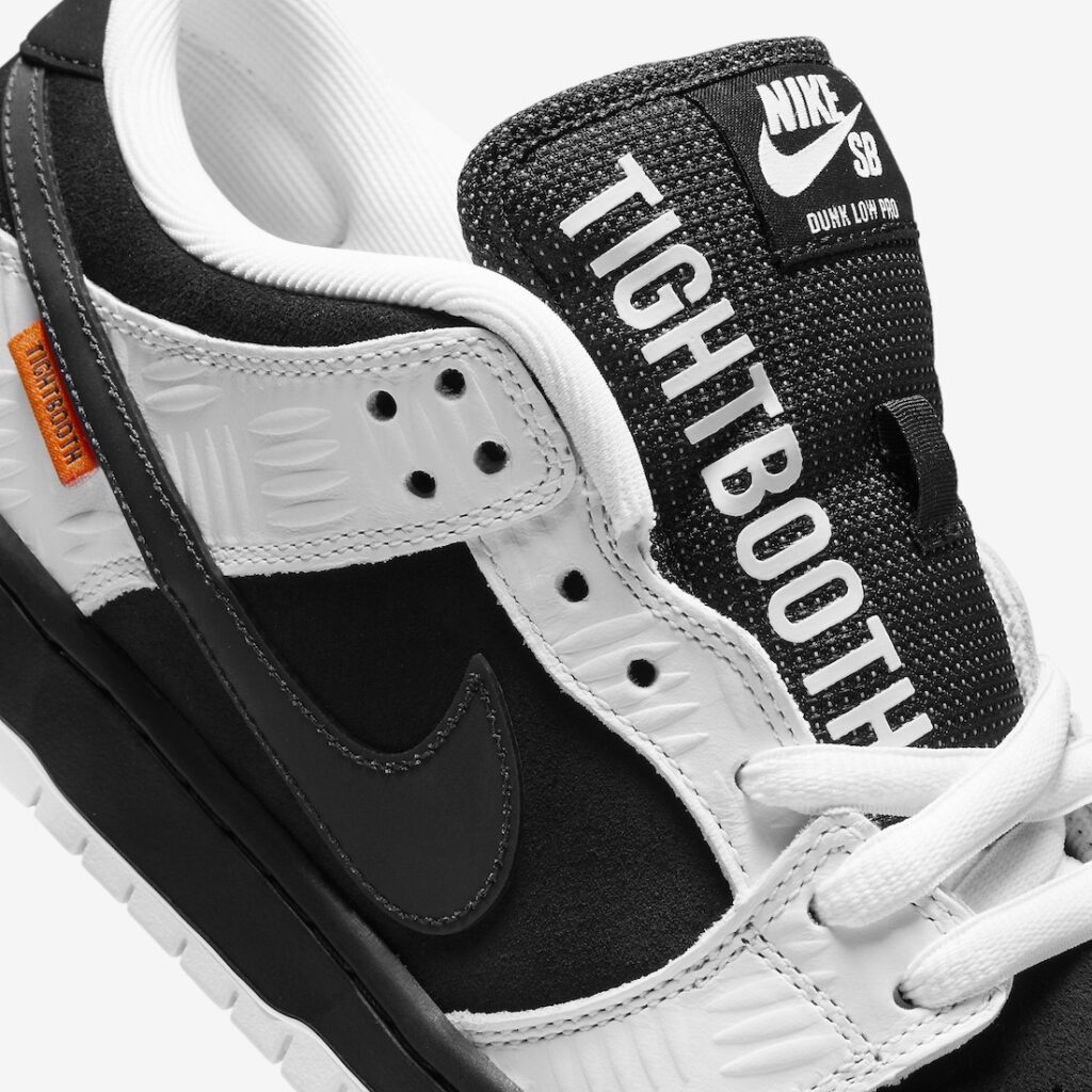 TIGHTBOOTH Nike SB Dunk Low FD2629-100