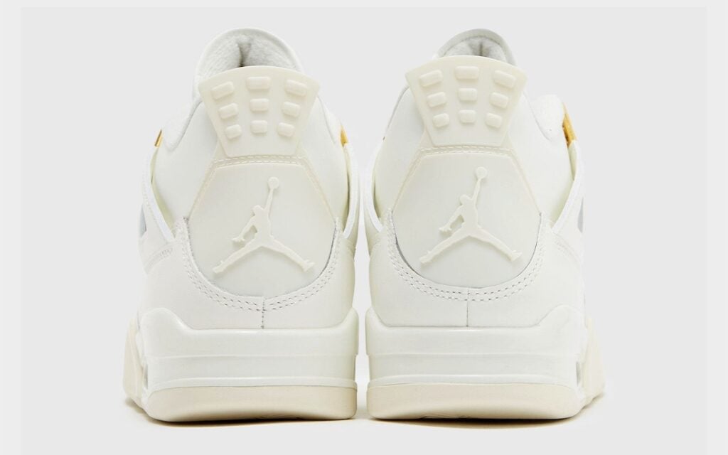 Air Jordan 4 Sail Metallic Gold