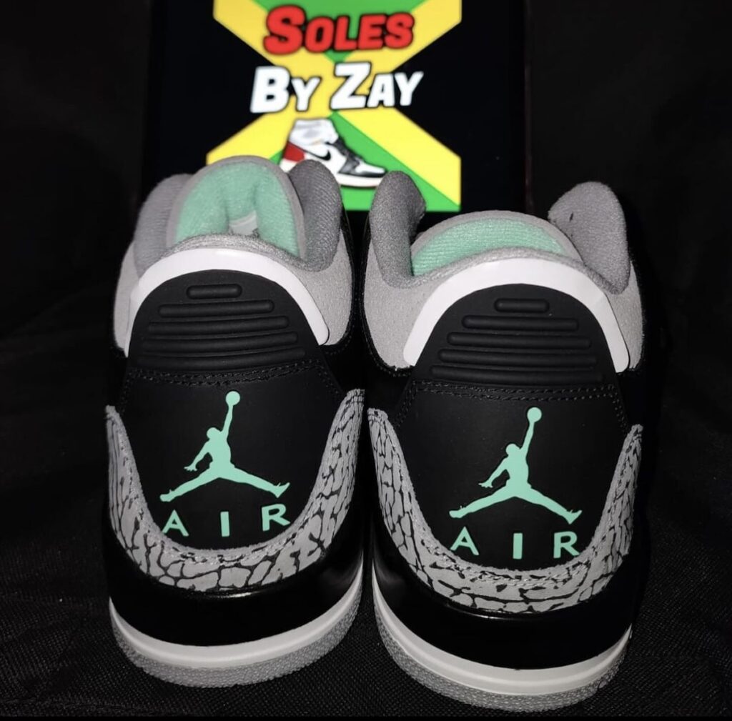 Air Jordan 3 Green Glow