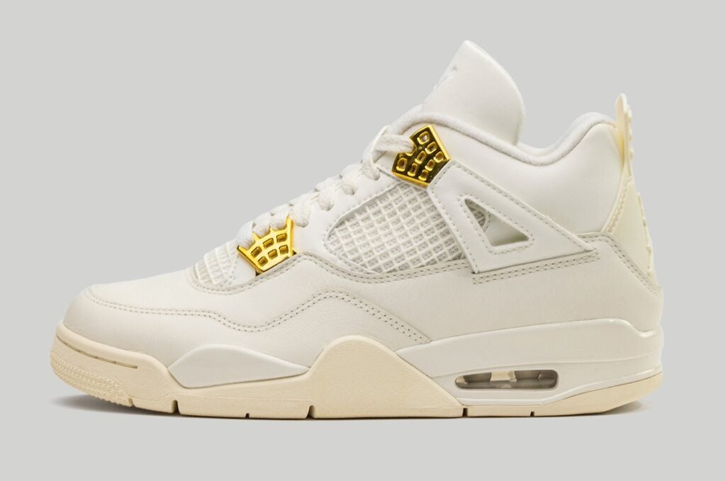 Air Jordan 4 Metallic Gold