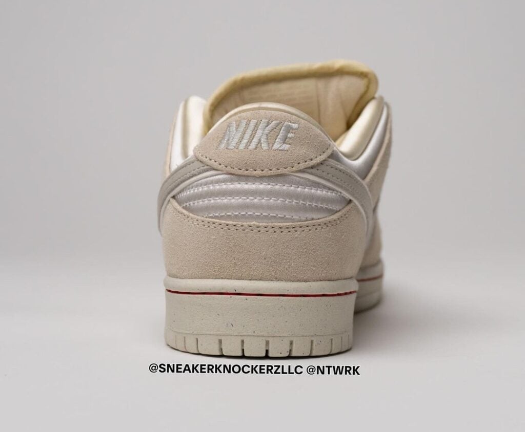 Nike SB Dunk Low City of Love FZ5654-100