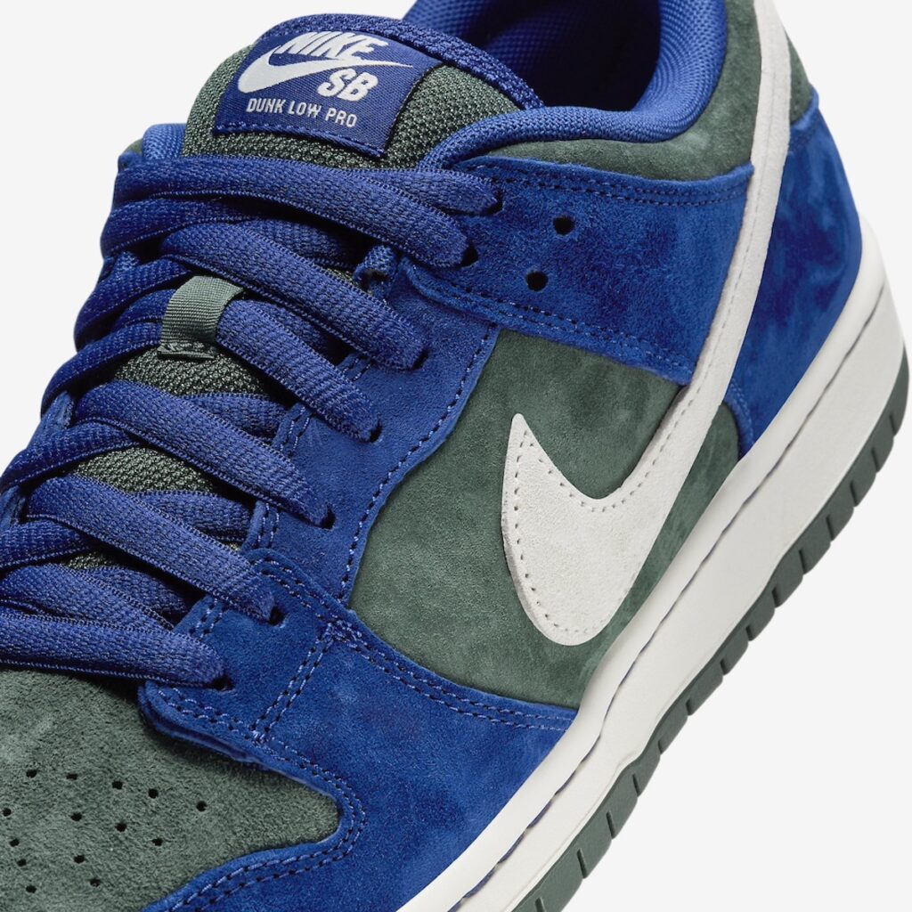 Nike SB Dunk Low Deep Royal Blue Vintage Green