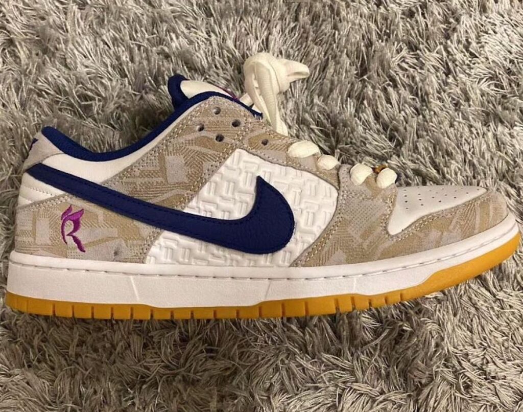 Rayssa Leal Nike SB Dunk Low Side 2024