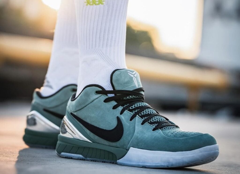 Nike Kobe 4 Protro Girl Dad On-Feet