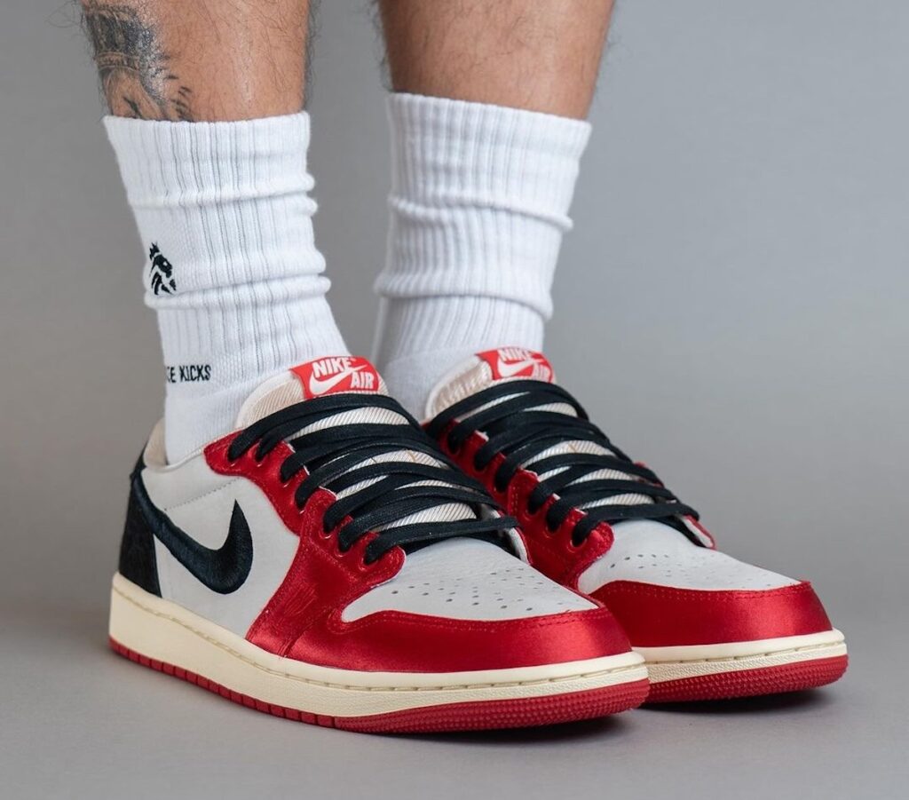 Trophy Room Air Jordan 1 Low OG Away On-Feet