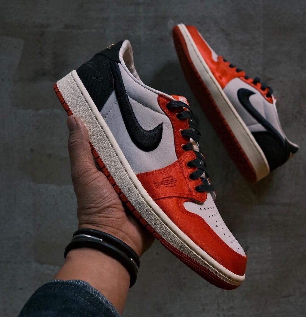 Trophy Room Air Jordan 1 Low Chicago