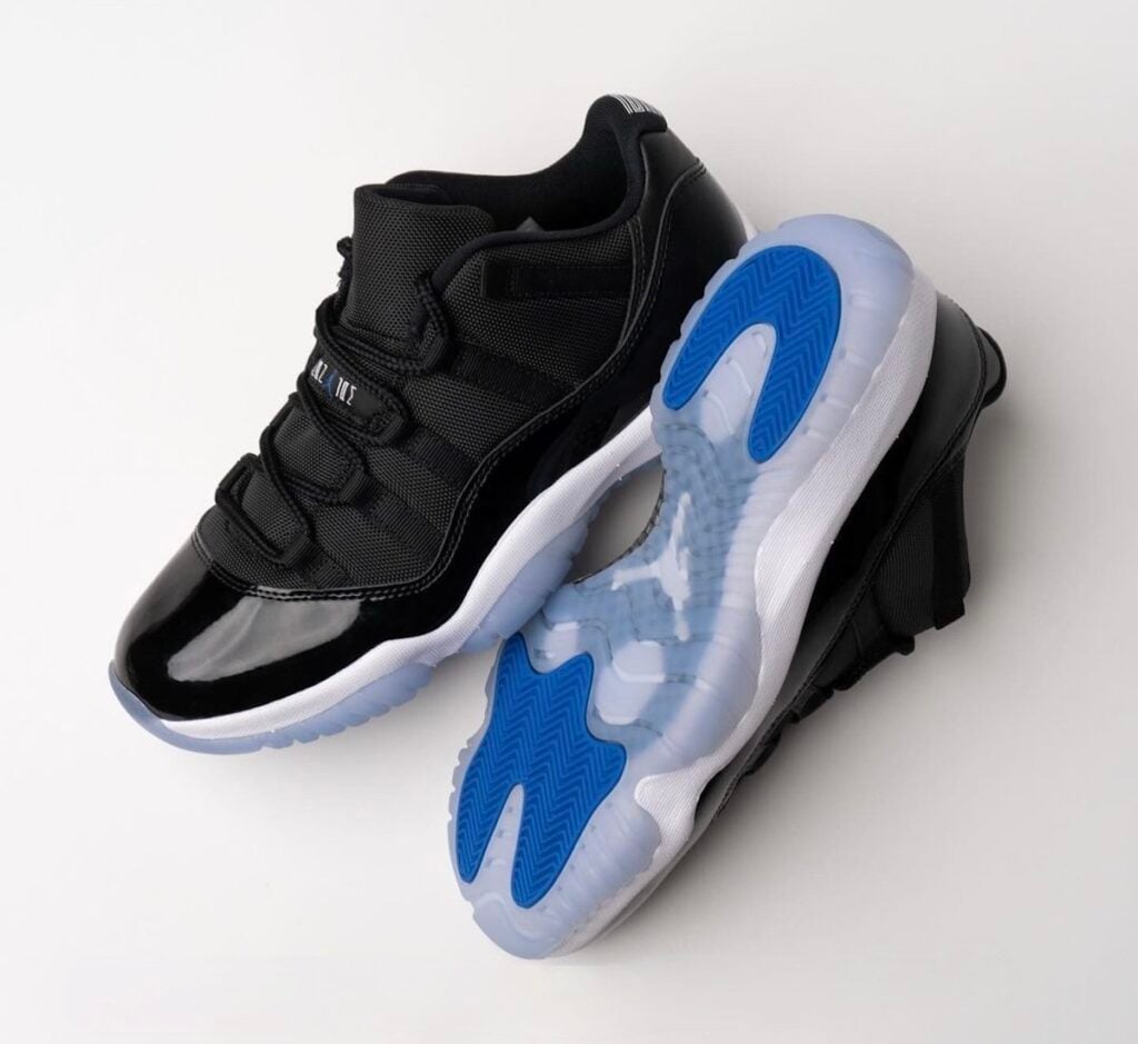 Air Jordan 11 Space Jam FV5104-004